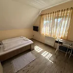 Siofok Apartman דירה *