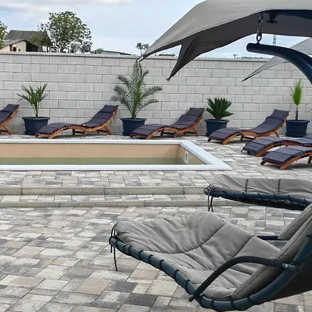 Siofok Apartman Шиофок