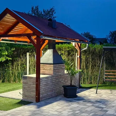Siofok Apartman Шиофок